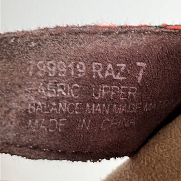 MINNETONKA RAZ Women’s 7 Boho Festival Rainbow Leather Woven Sandals Slides - Picture 9 of 10